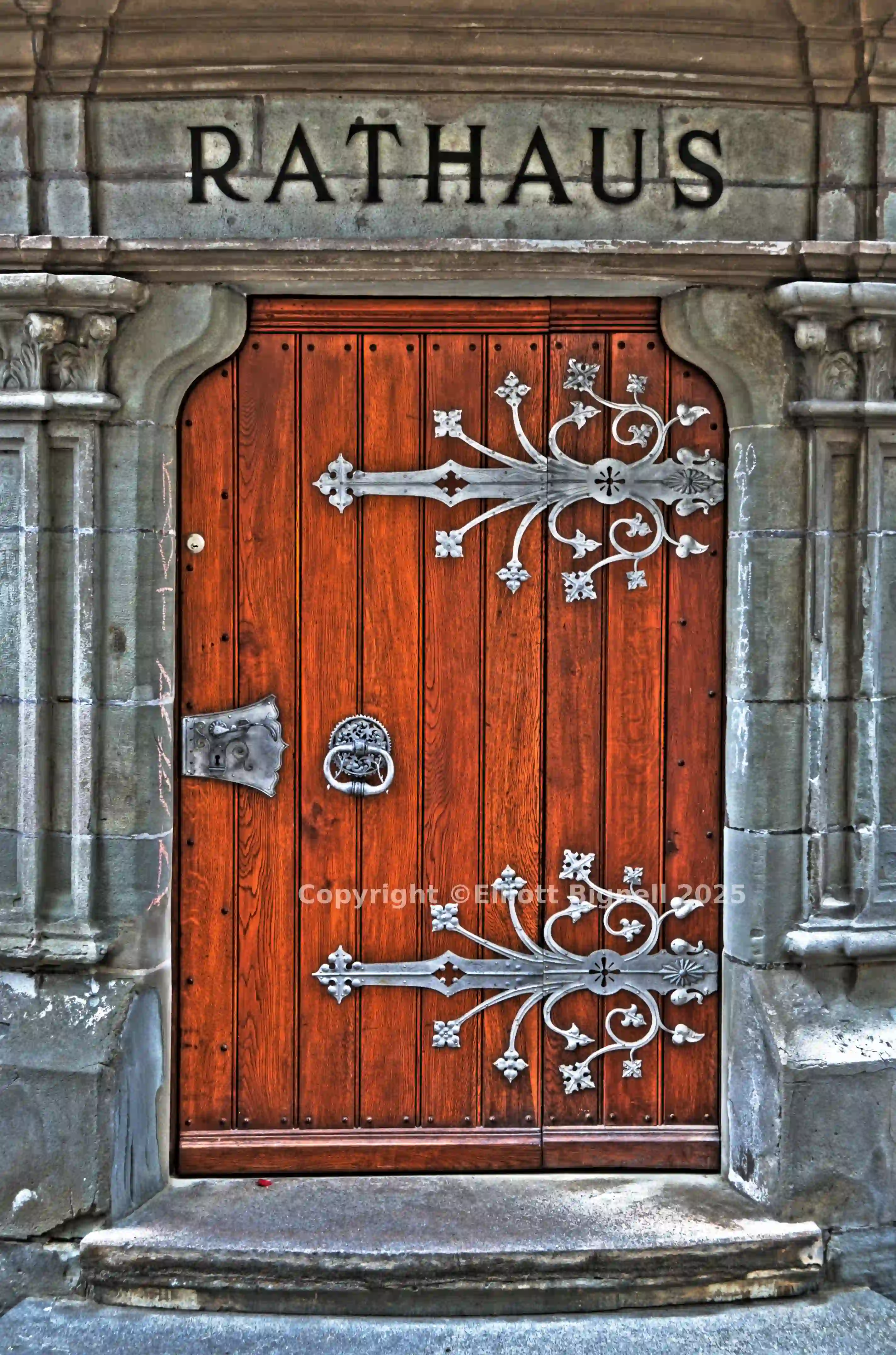 Rathaus Door.jpg
